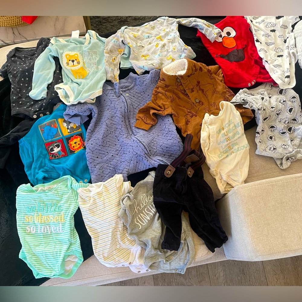 Lot #2 baby boy clothes 0-3 months